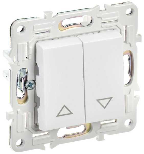 SKANDY Выключатель жалюзи 10А SK-V12W арктический белый IEK SK-V15-0-10-K01