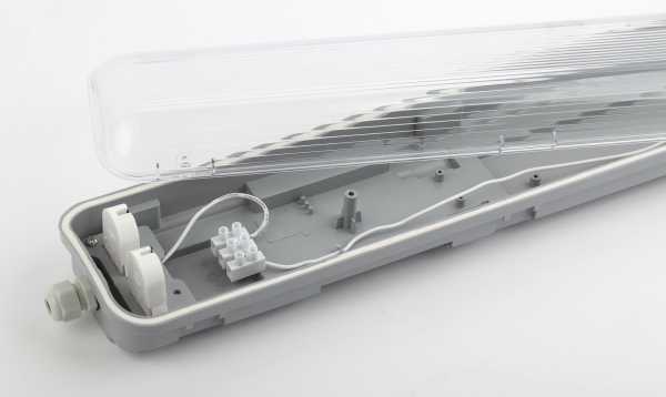 Светильник под две светодиод. лампы SPP-101-0-002-060 T8 G13 600мм IP65 Б0043657