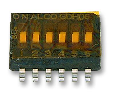 1571983-9