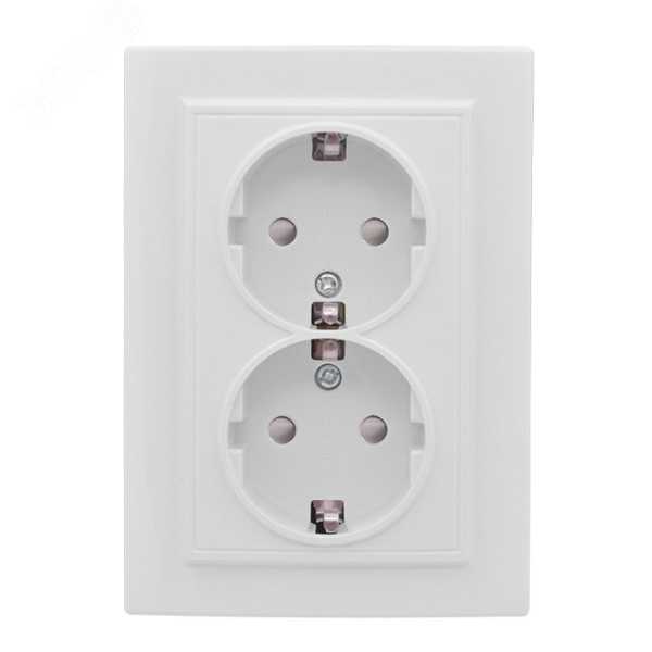 Розетка 2-м СП Минск 16А IP20 с заземл. защ. шторки бел. Basic ERR16-128-100