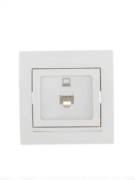 DERIY Розетка RJ45 белый 702-0202-139